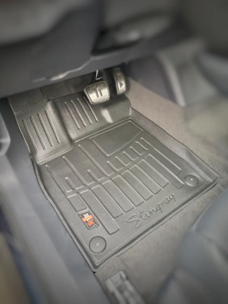 Fußmatten Auto für Volkswagen ID.4 (2020-...) crozz, 3D Gummifußmatten, passgenau, Polyurethan, mit hohem Rand