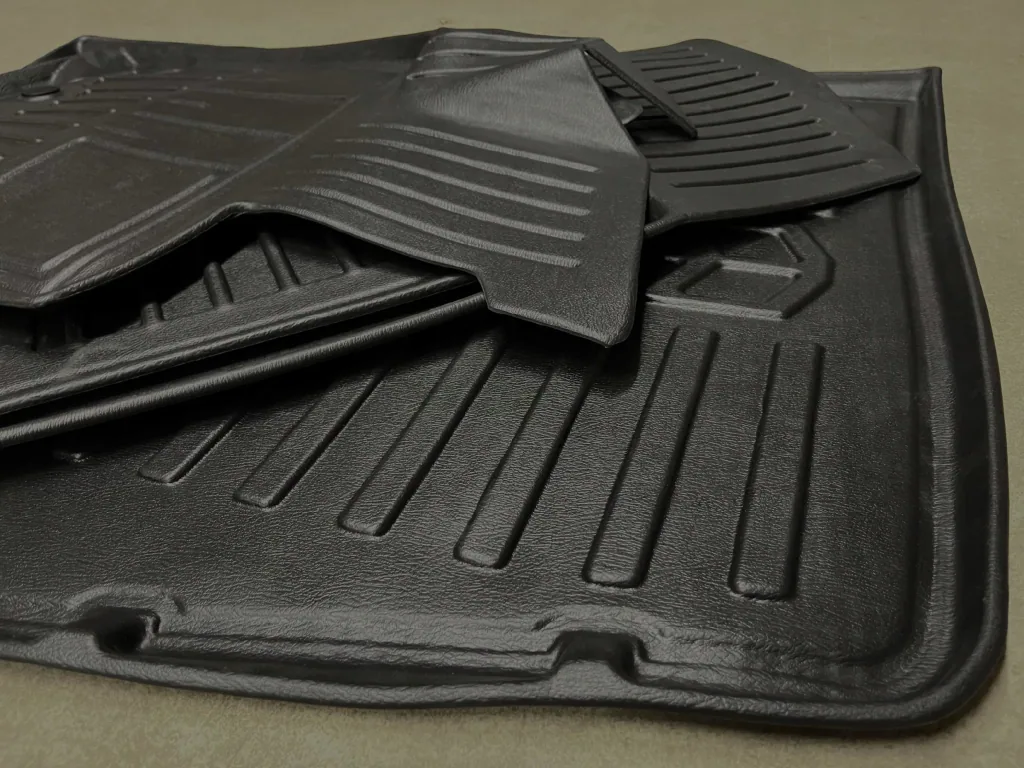 Fußmatten Auto, Gummimatten 3D für VOLKSWAGEN Tiguan II Allspace (2016-2024), passgenau, hoher Rand